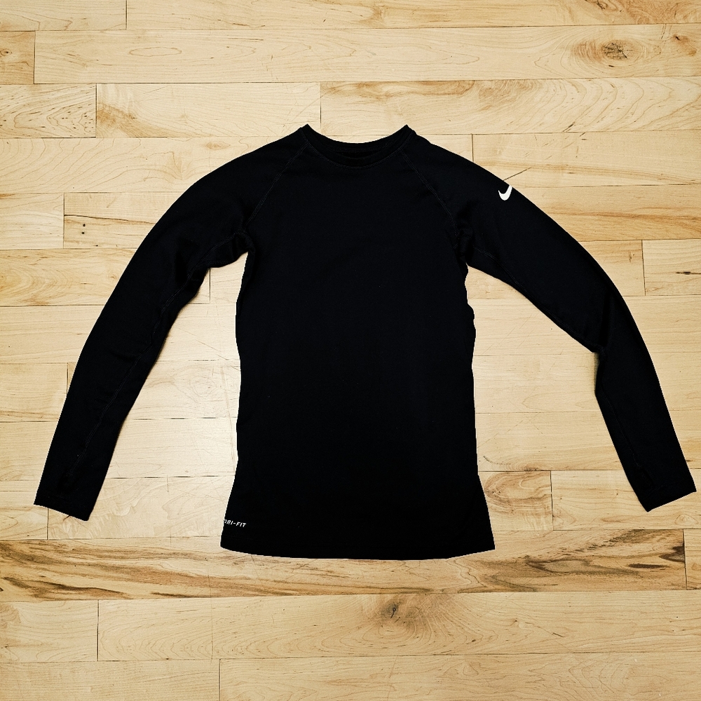 Nike Women's Black Pro Combat Dri-Fit Small Crew Neck long sleeve compression